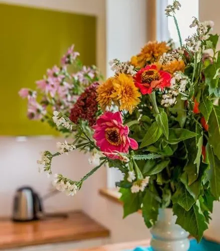 Апартаменты Stunning 2 Bedroom In Quite Part Of Рига