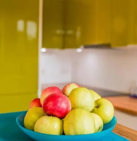 Stunning 2 Bedroom In Quite Part Of Appartement