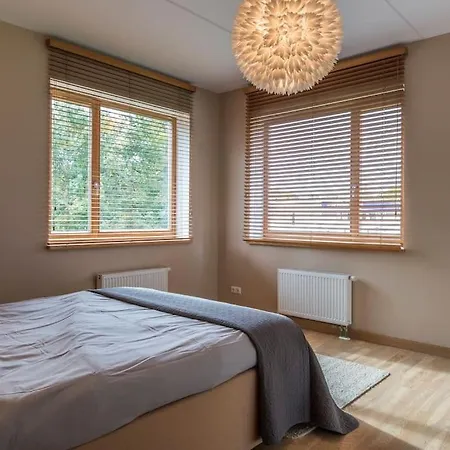 Apartment Stunning 2 Bedroom In Quite Part Of Riga
